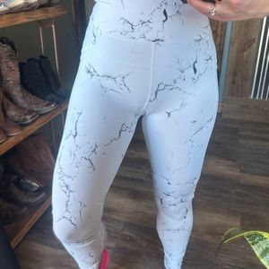 Buffbunny white marble leggings